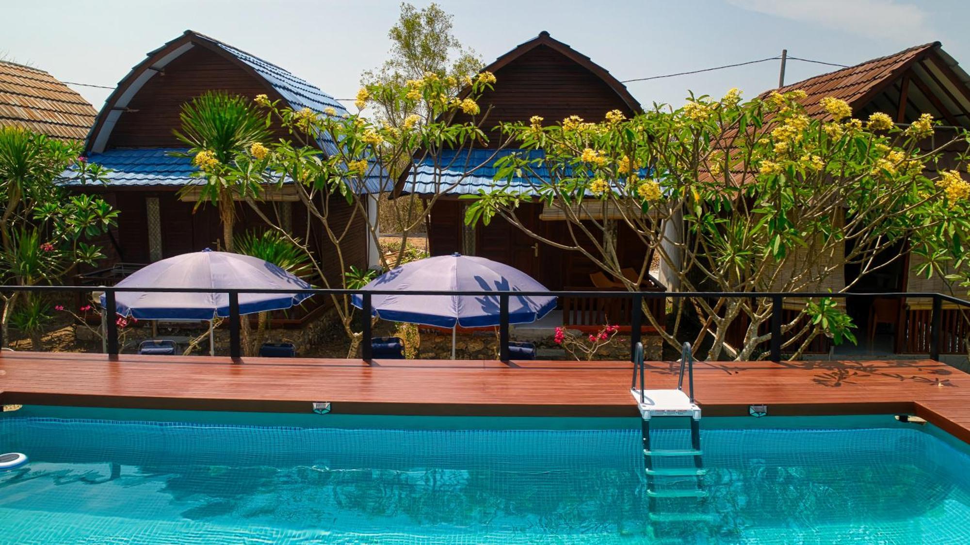 Tanah Penida Bungalows Ped エクステリア 写真